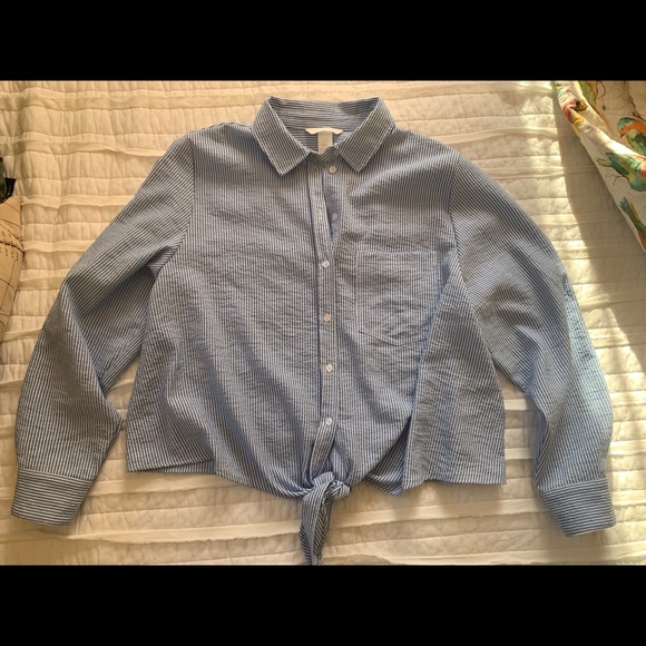 Striped blouse with tie - Picture 2 of 2